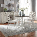 Ensemble de 5 pièces en chêne cérusé Magnolia Manor avec rallonges escamotables